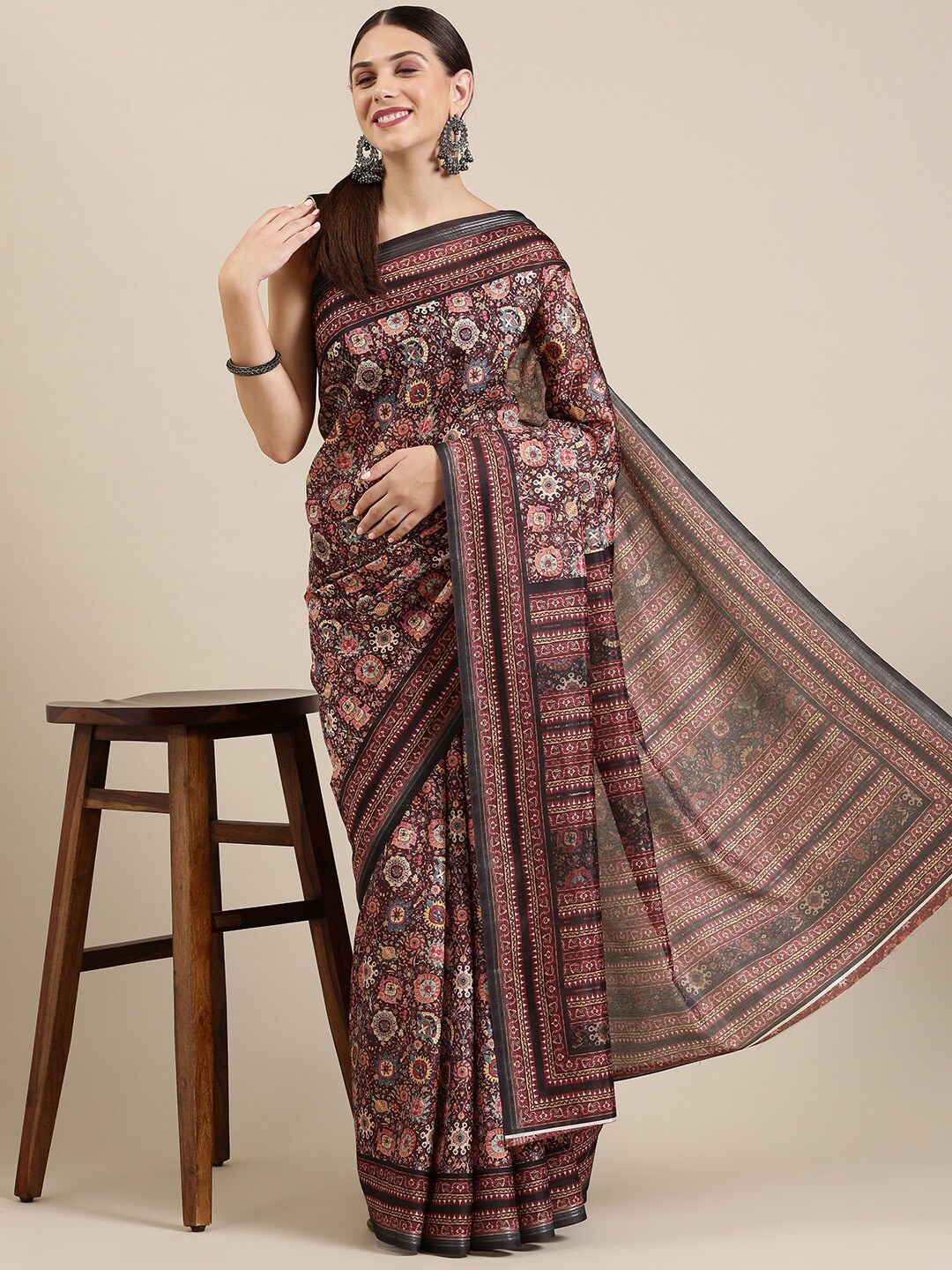 

The Chennai Silks Maroon & White Floral Fusion Polyester Saree