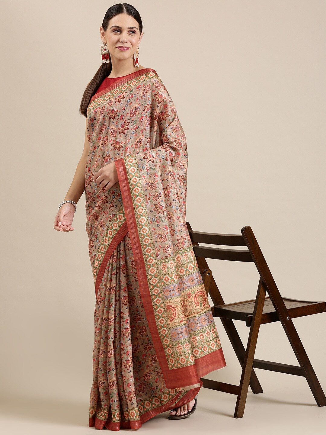 

The Chennai Silks Brown & Red Floral Fusion Polyester Saree