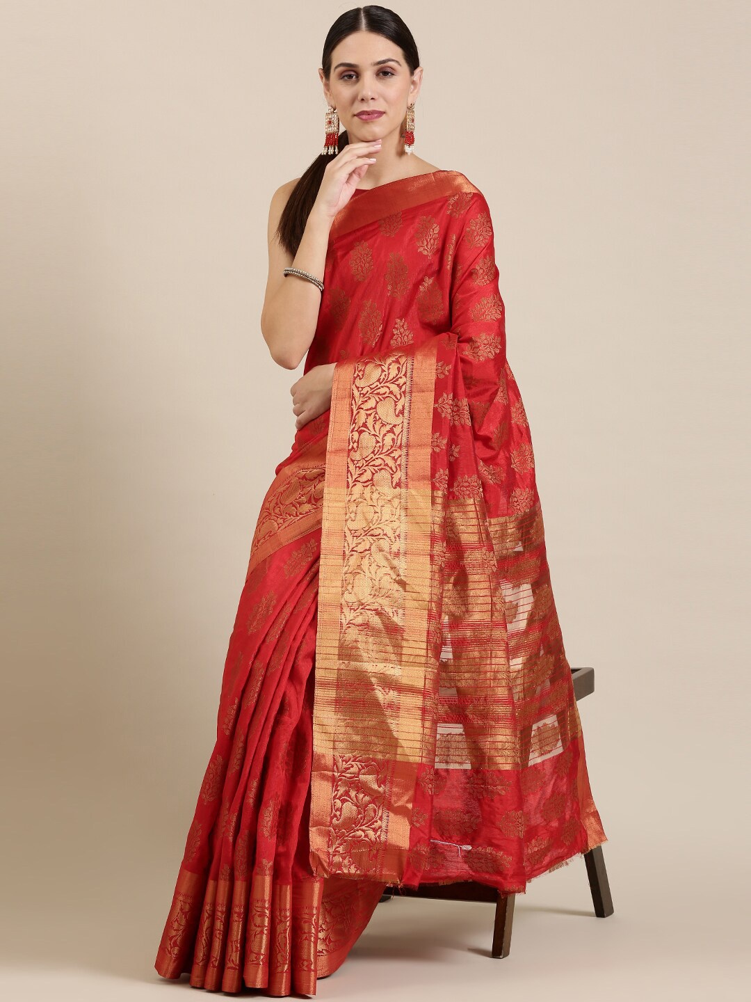 

The Chennai Silks Red & Gold-Toned Floral Zari Jute Cotton Fusion Saree