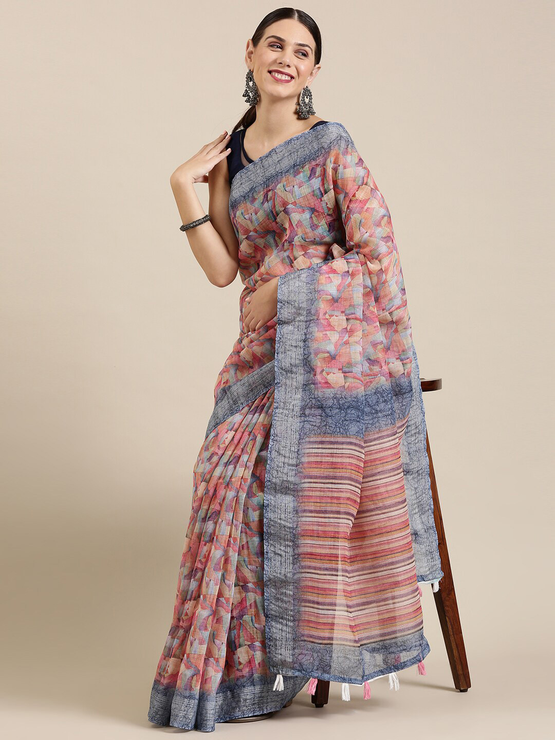 

The Chennai Silks Pink & White Linen Blend Fusion Saree