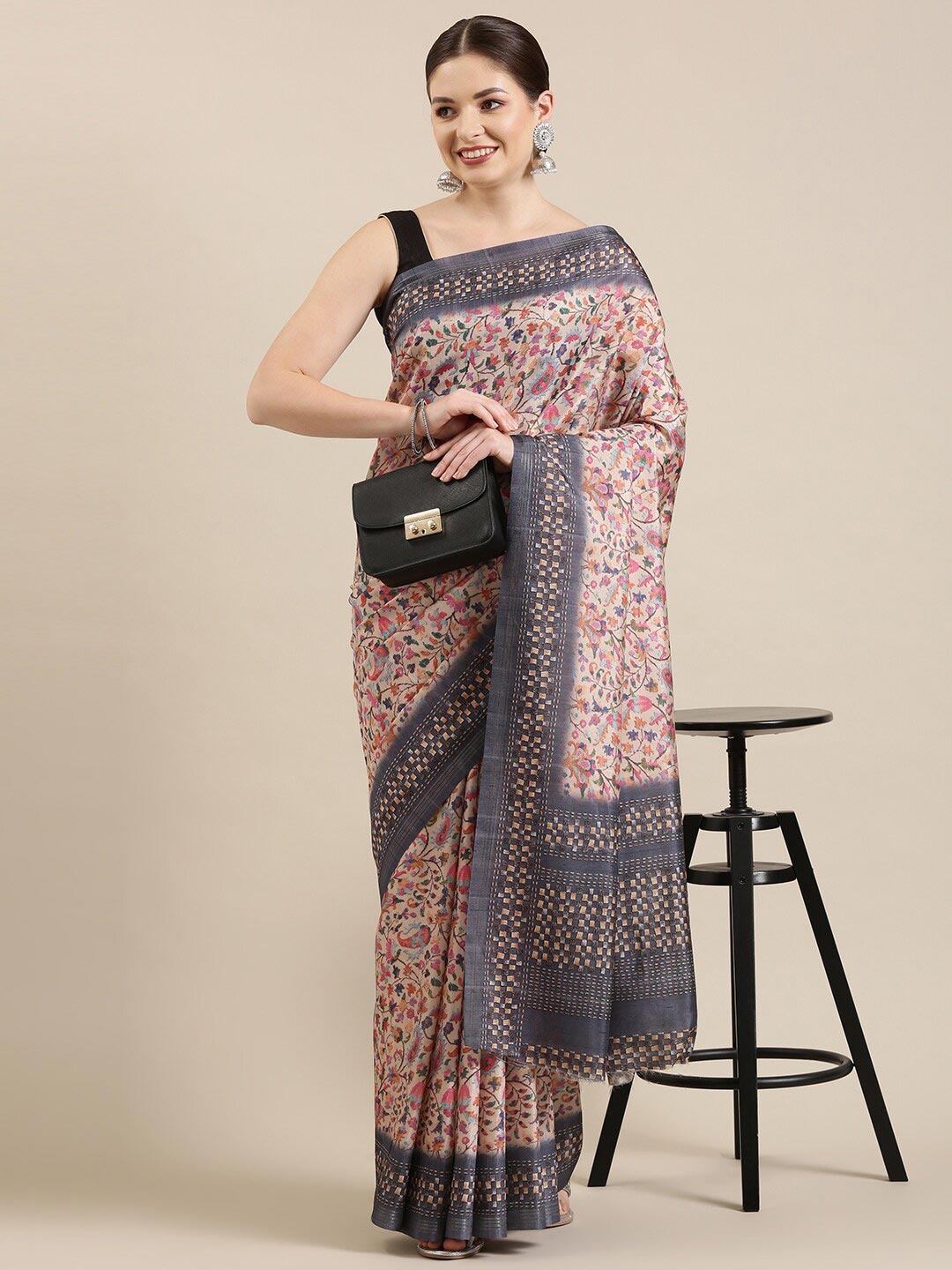 

The Chennai Silks Peach-Coloured & Brown Floral Linen Blend Fusion Saree