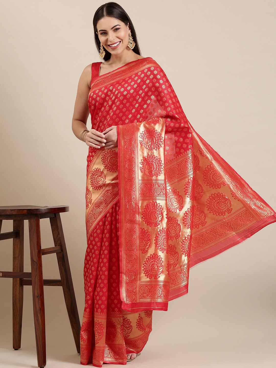 

The Chennai Silks Women Red & Gold-Toned Floral Zari Silk Blend Patola Saree