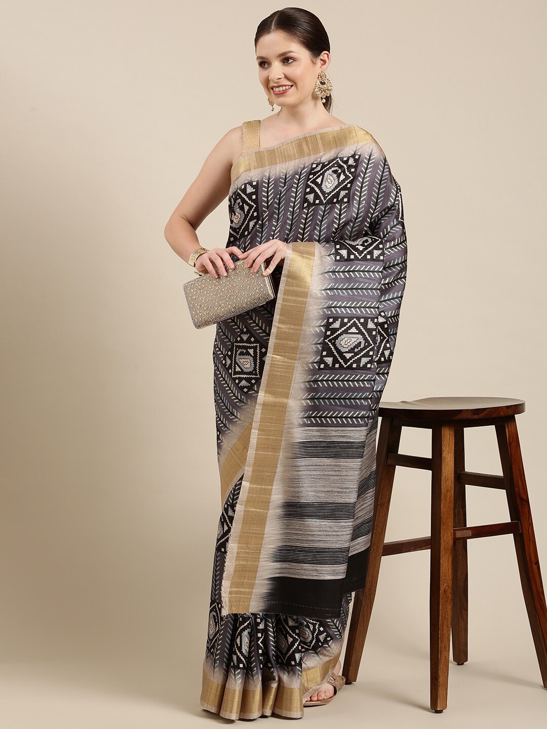 

The Chennai Silks Grey & Gold-Toned Zari Cotton Blend Chanderi Saree