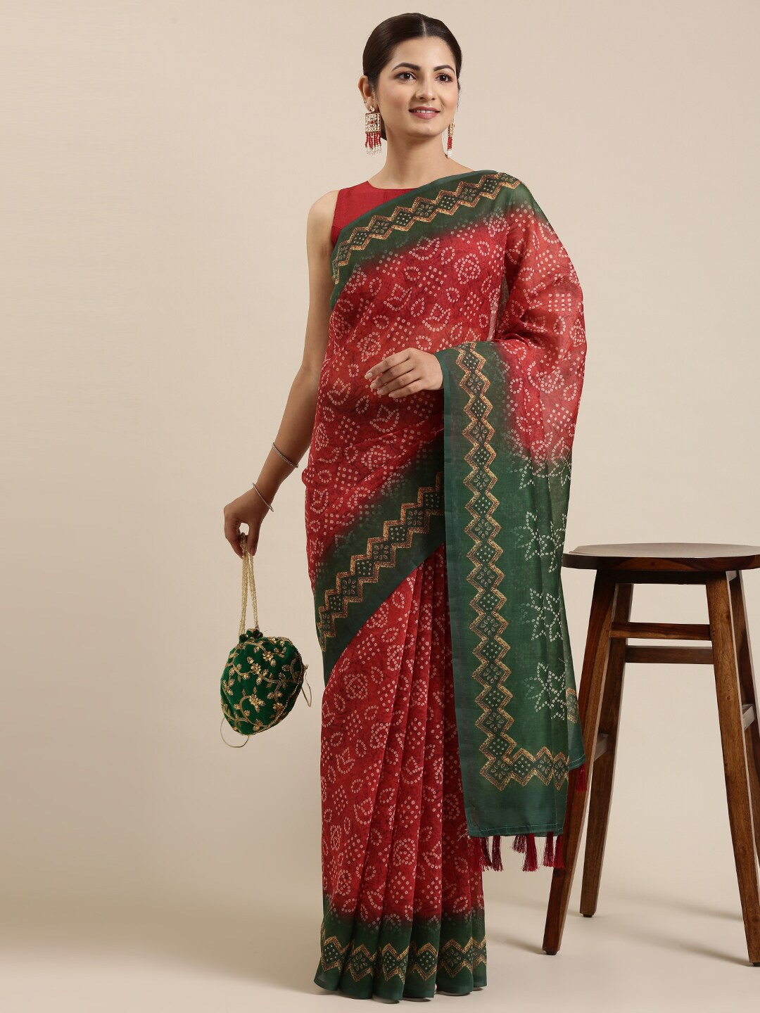 

The Chennai Silks Red & Green Bandhani Fusion Chanderi Saree
