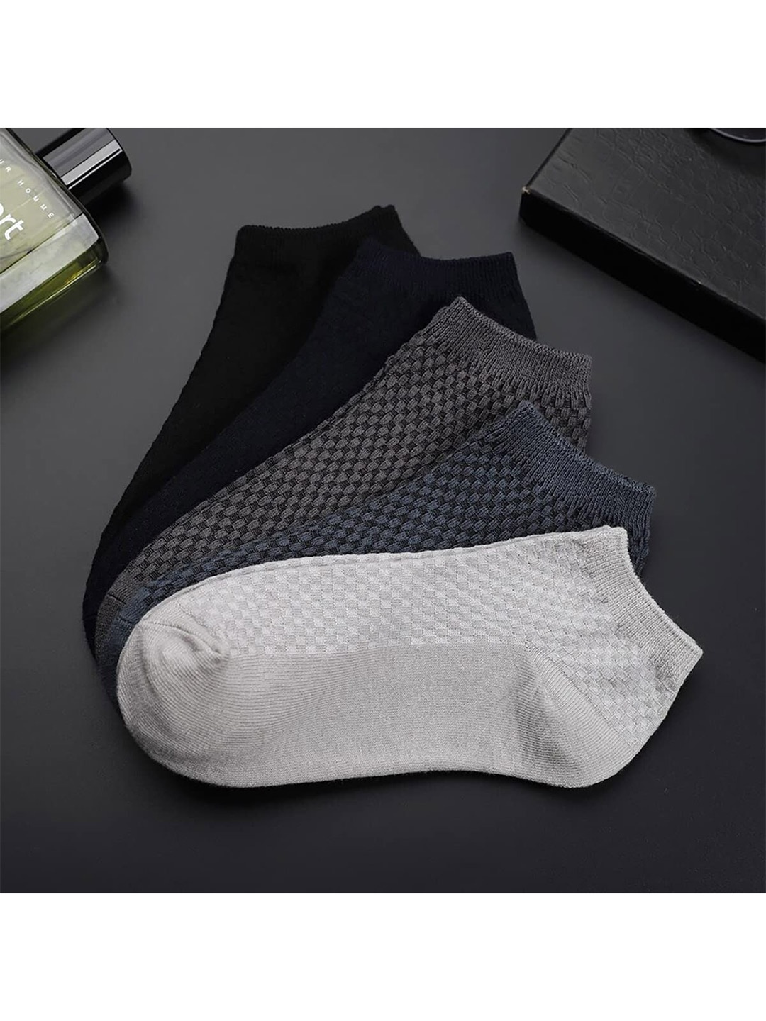 

YOUSTYLO Unisex Pack Of 5 Grey & Blue Self Design Ankle Length Socks, Black