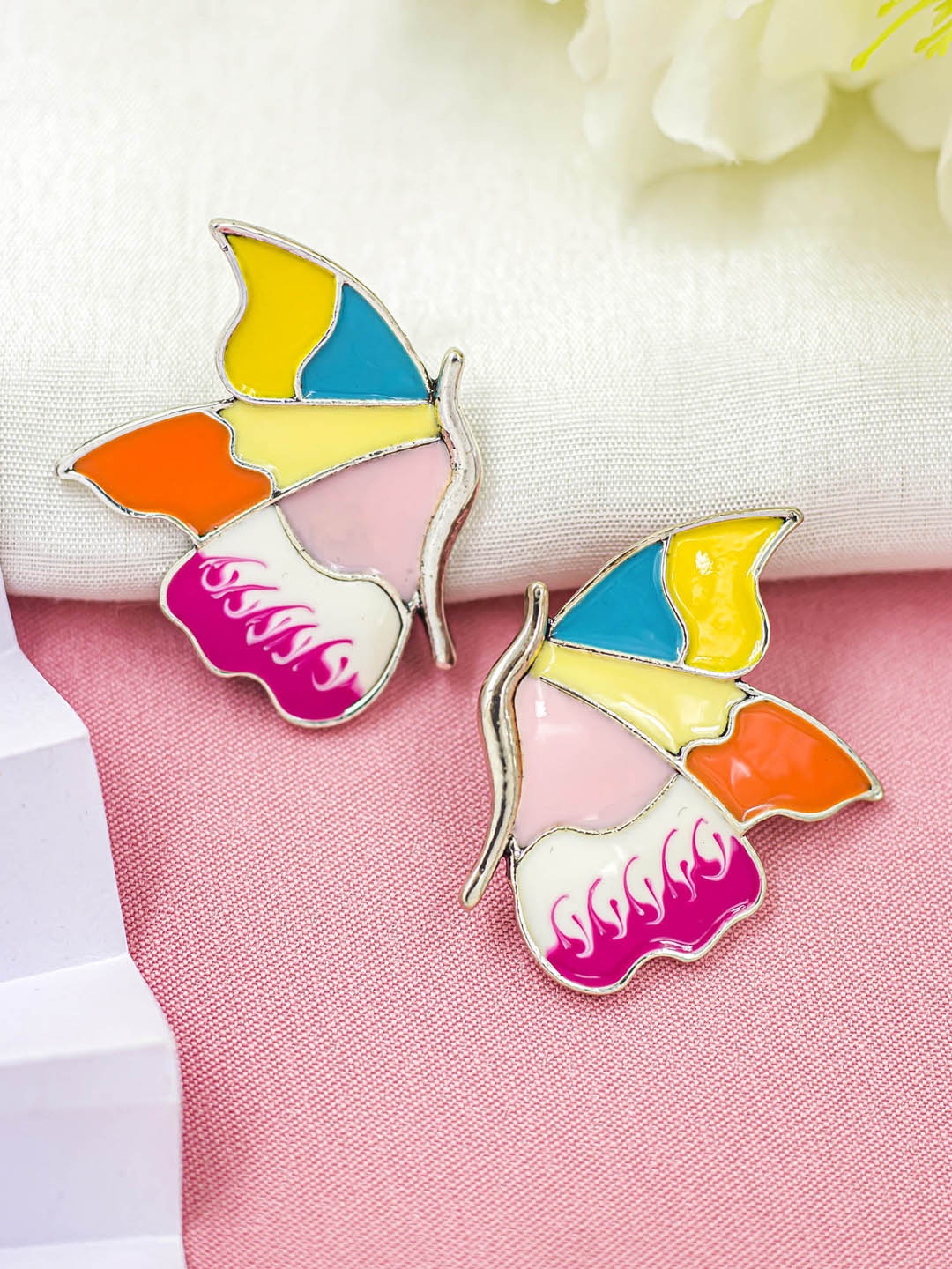 

Bellofox Women Multicoloured Animal Shaped Studs Earrings, Multi