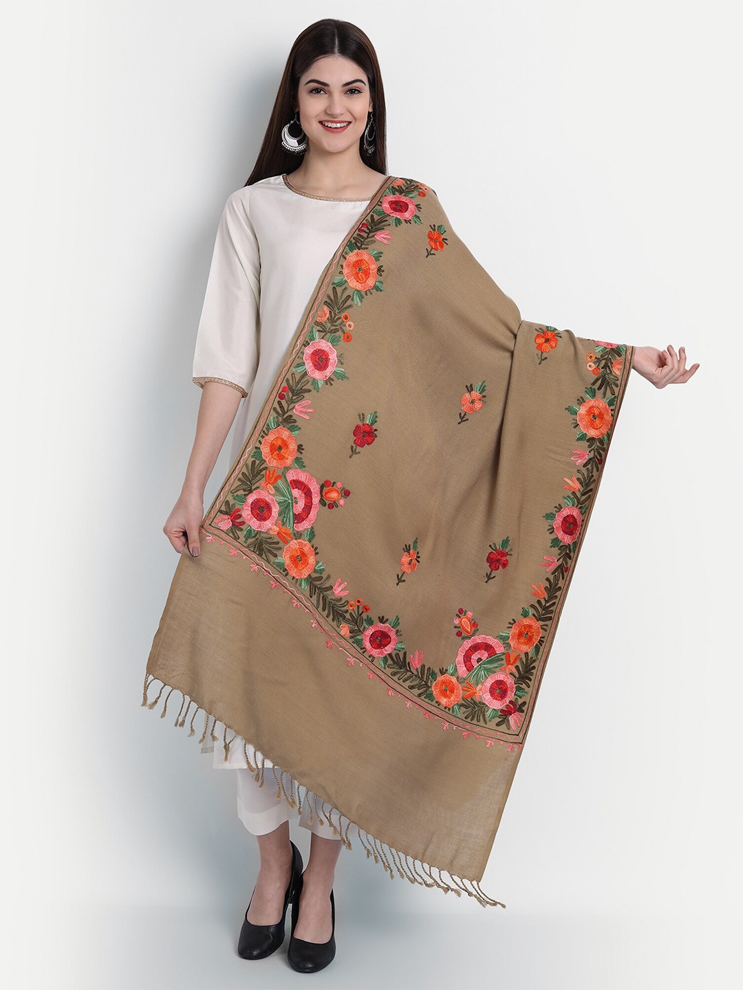 

Zamour Women Brown & Orange Embroidered Stole