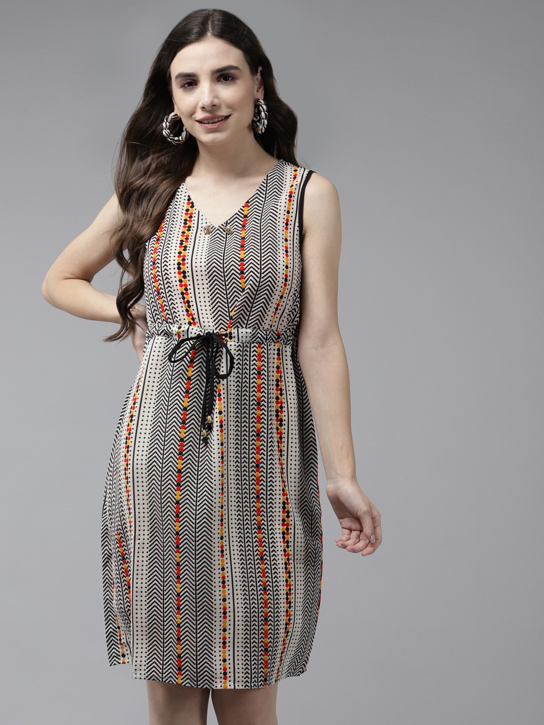 

Aarika Cream-Coloured & Black Printed Georgette A-Line Dress