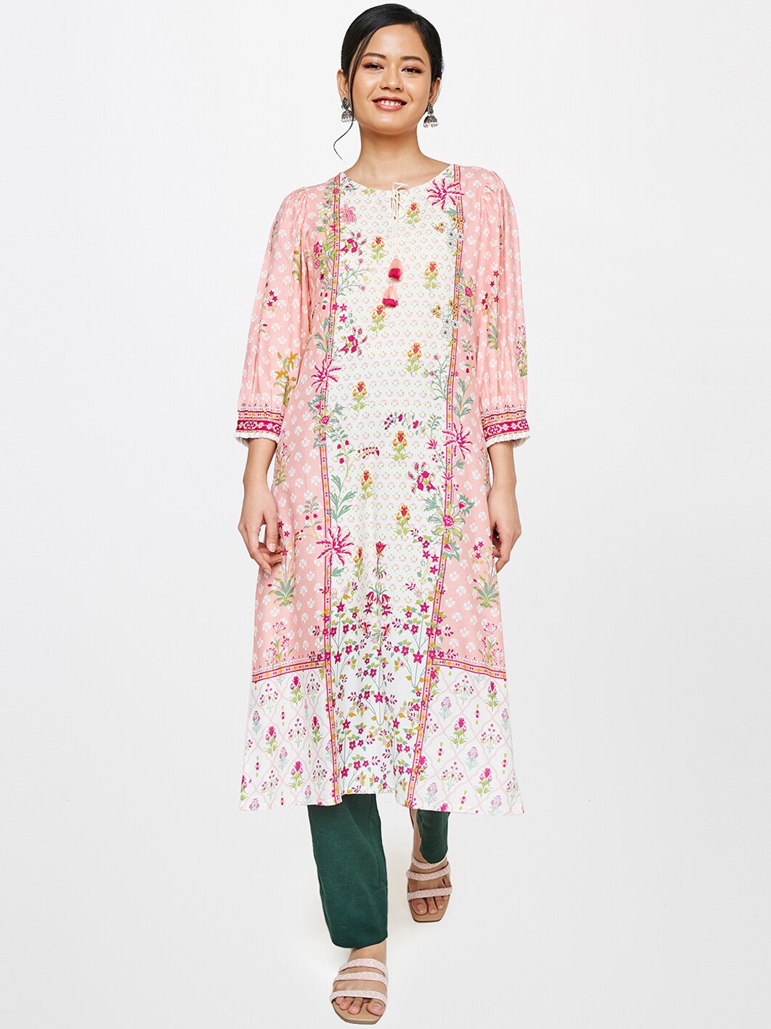 

Global Desi Women Pink Floral Printed Kurta