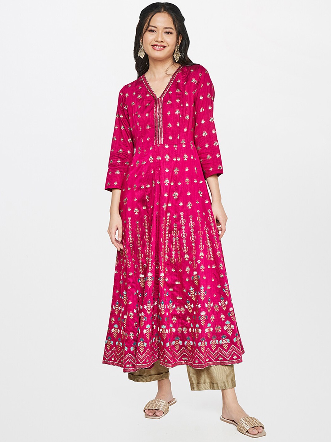 

Global Desi Women Red Ethnic Motifs Embroidered Thread Work Anarkali Kurta