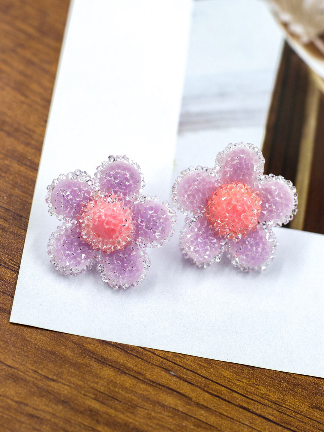 

Bellofox Women Purple & Peach-Coloured Floral Studs Earrings