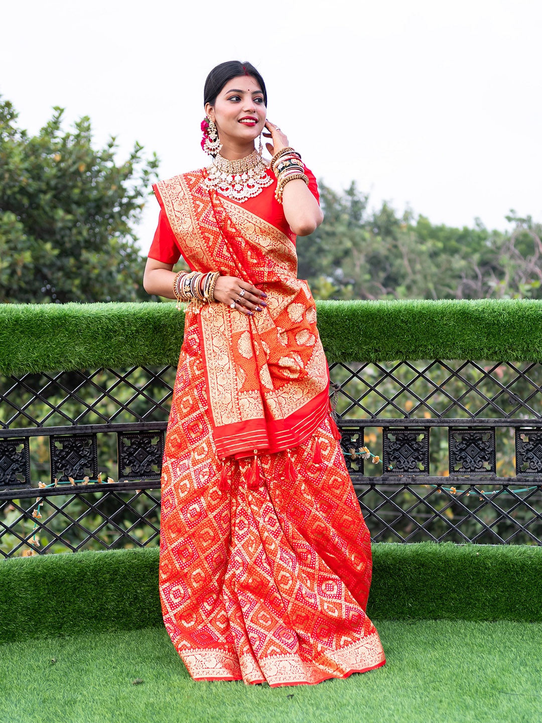 

panchhi Red & Golden Bandhani Zari Satin Banarasi Saree