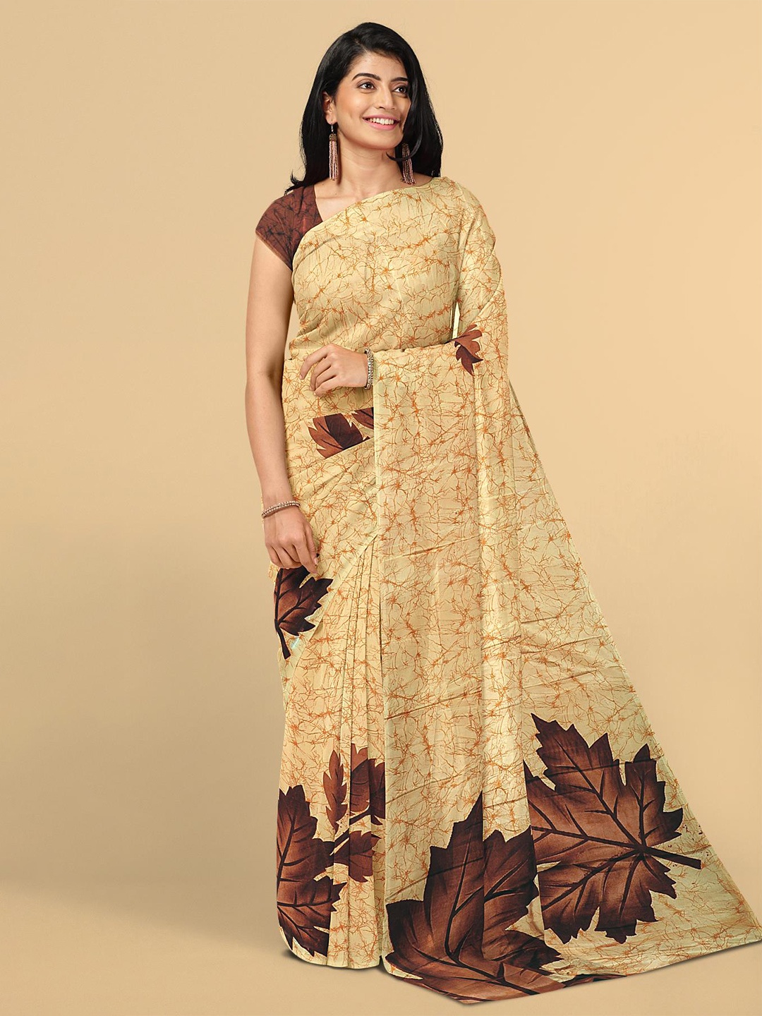

Kalamandir Beige & Brown Floral Silk Blend Saree