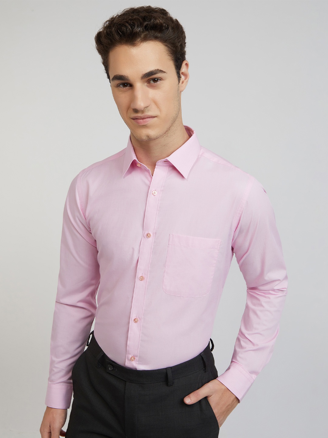 

Raymond Men Pink Solid Slim Fit Pure Cotton Formal Shirt