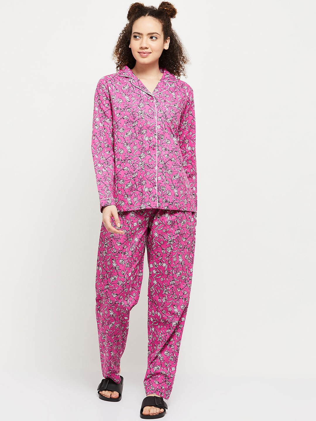 

max Women Pink & Off White Printed Night suit