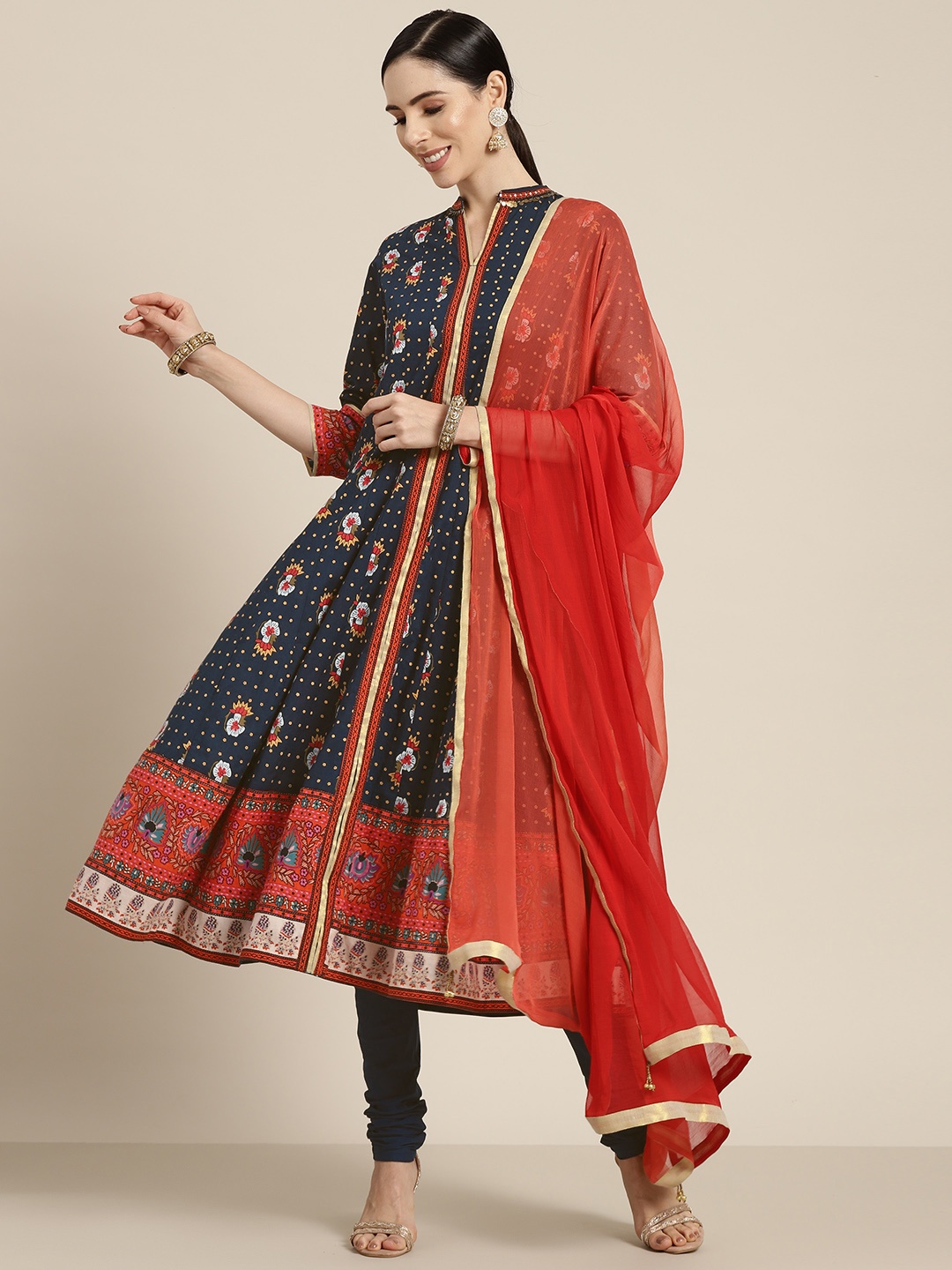 

Rain & Rainbow Women Navy Blue Floral Printed Sequinned Pure Cotton Kurta with Churidar & With Dupatta