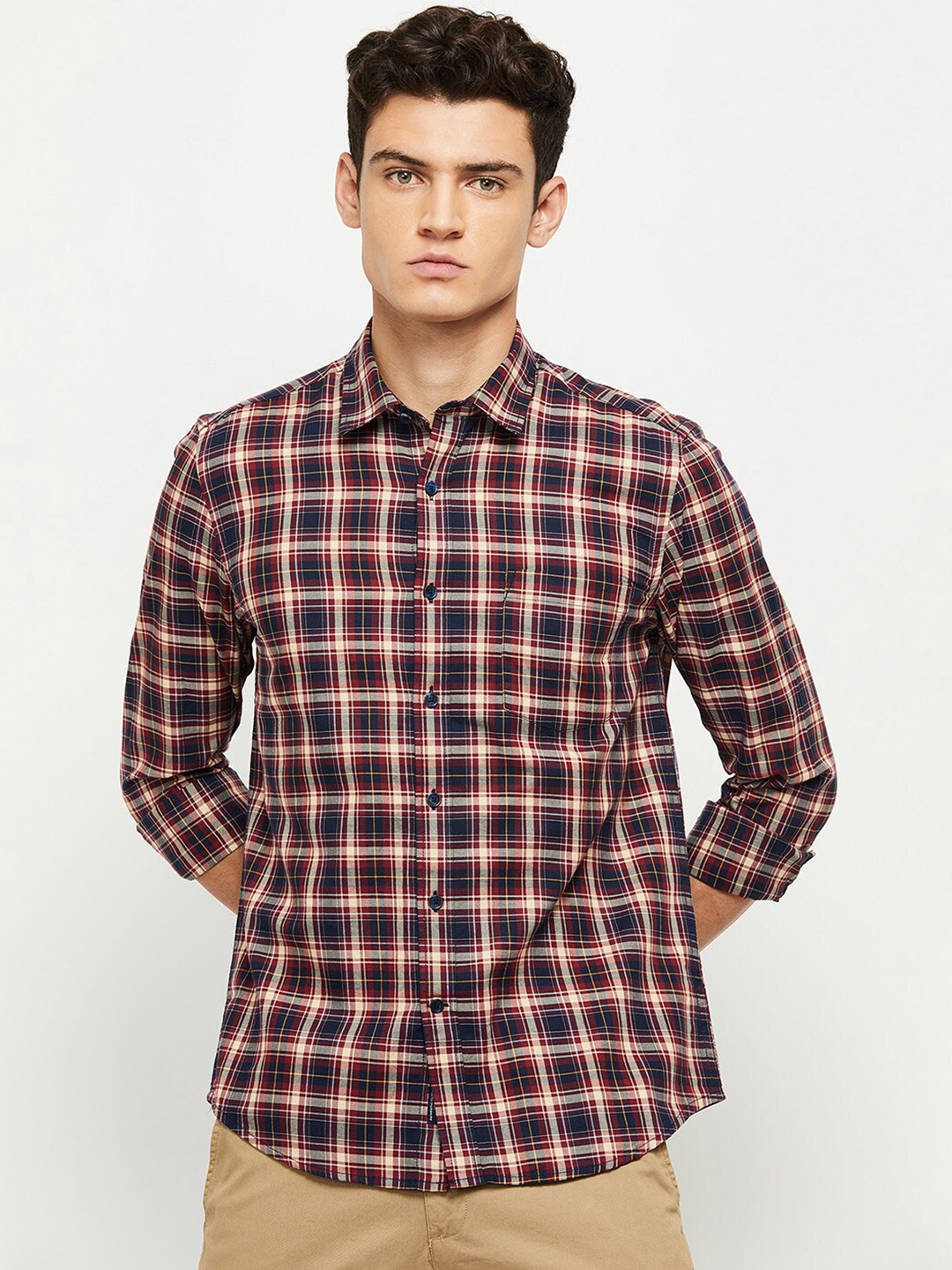 

max Men Navy Blue & Maroon Checked Cotton Casual Shirt
