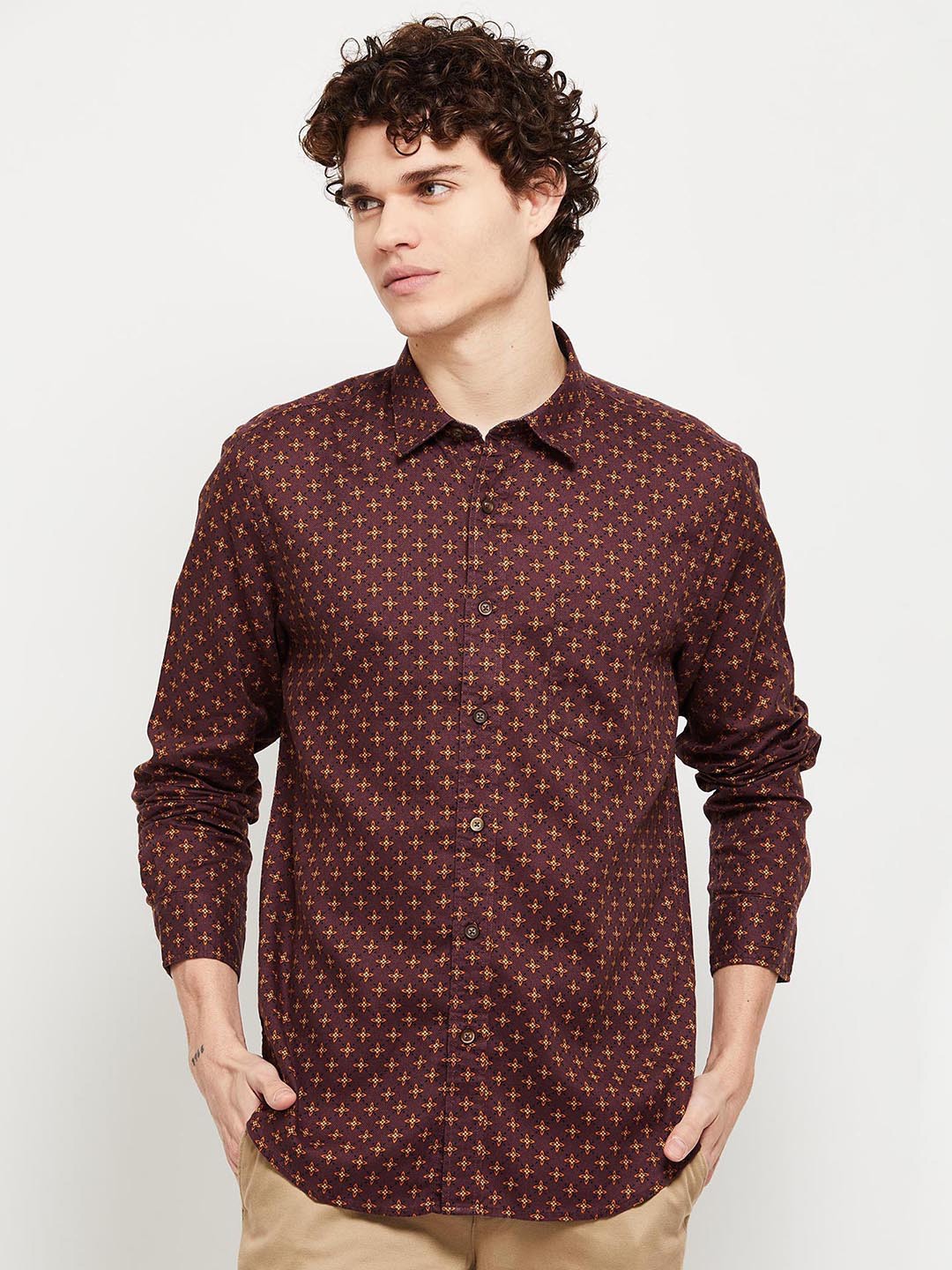

max Men Burgundy Floral Printed Casual Shirt