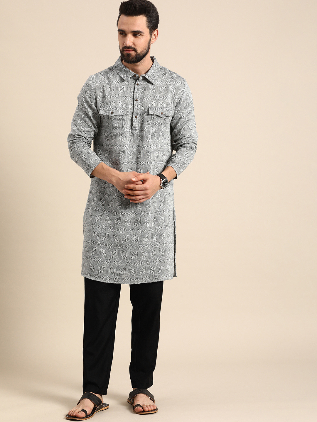 

Anouk Men Grey Geometric Print Shirt Collar Kurta with Solid Trousers