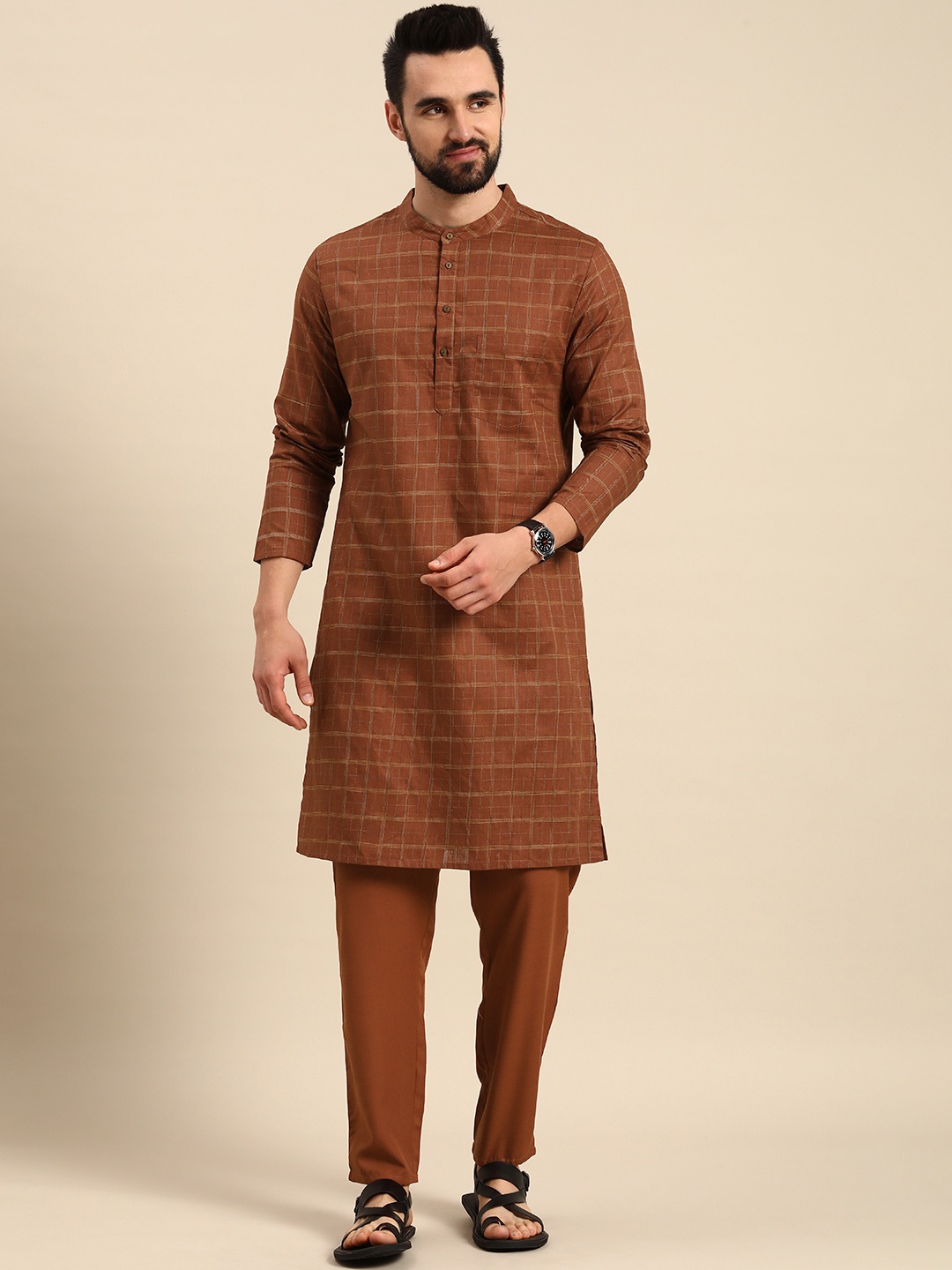 

Anouk Men Brown Pure Cotton Checked Kurta with Solid Trousers