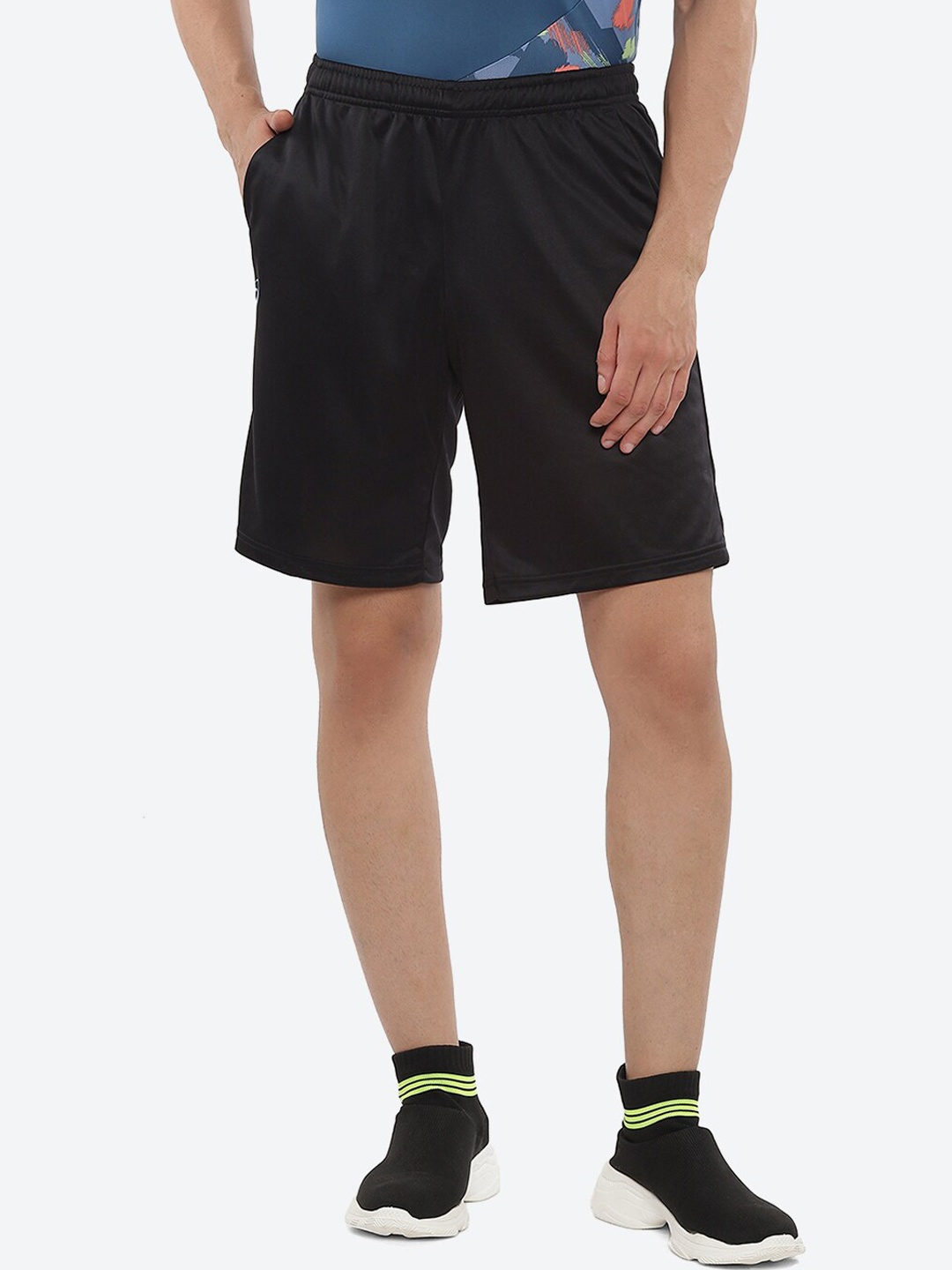 

ASICS Men Black Solid M CA Training or Gym Sports Shorts