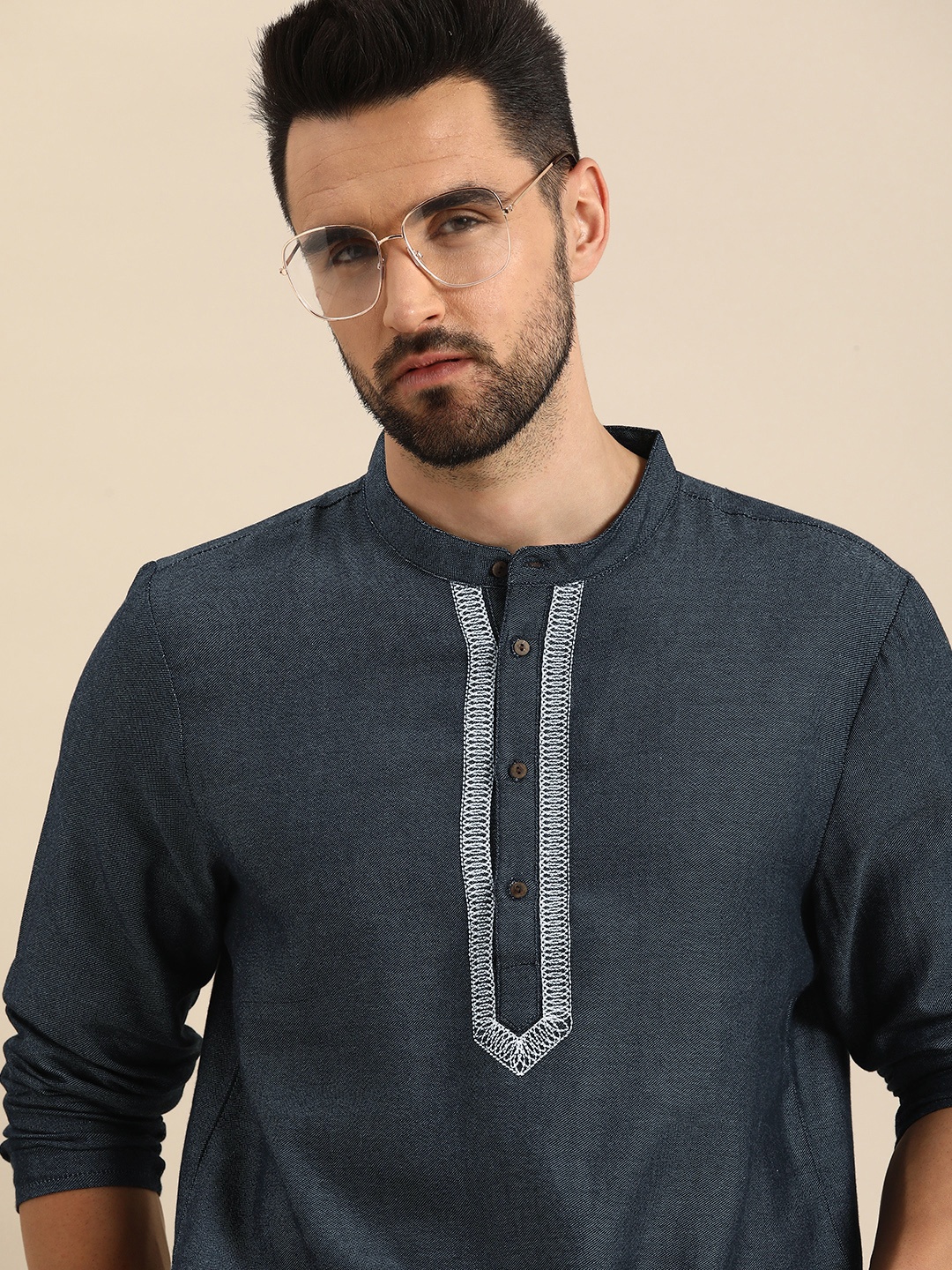 Anouk Men Grey & White Embroidered Pure Cotton Kurta