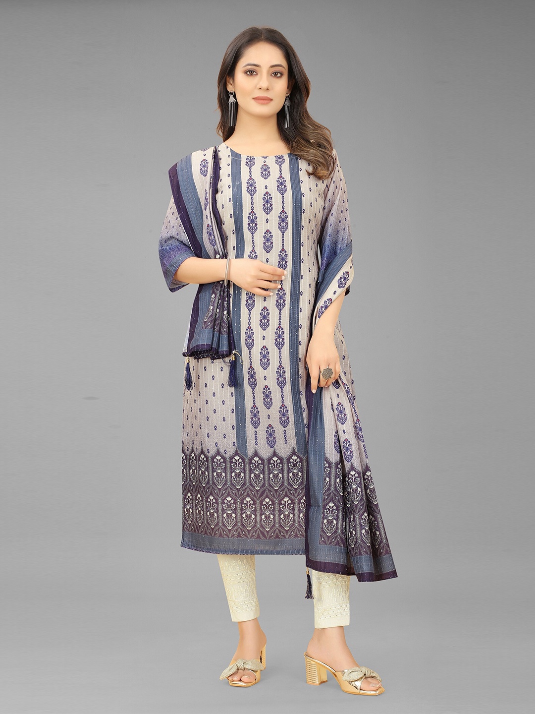 

RUHI FASHION Blue Printed Kurti