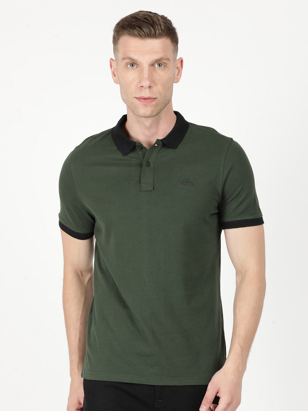 

Lee Men Olive Green & Black Polo Collar Slim Fit T-shirt
