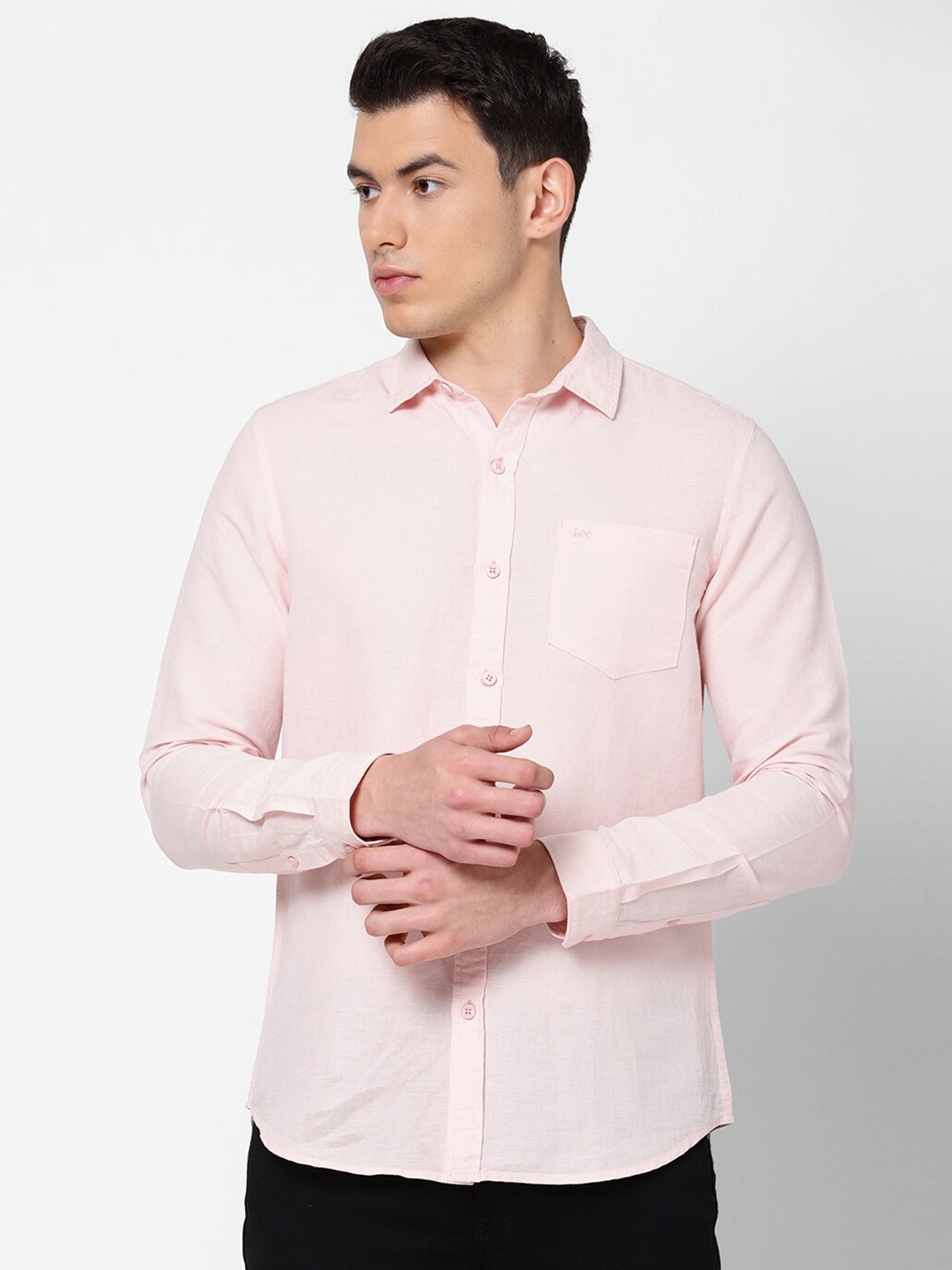 

Lee Men Pink Slim Fit Cotton Linen Casual Shirt