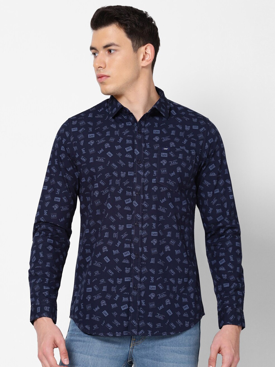 

Lee Men Blue Slim Fit Floral Printed Cotton Casual Shirt