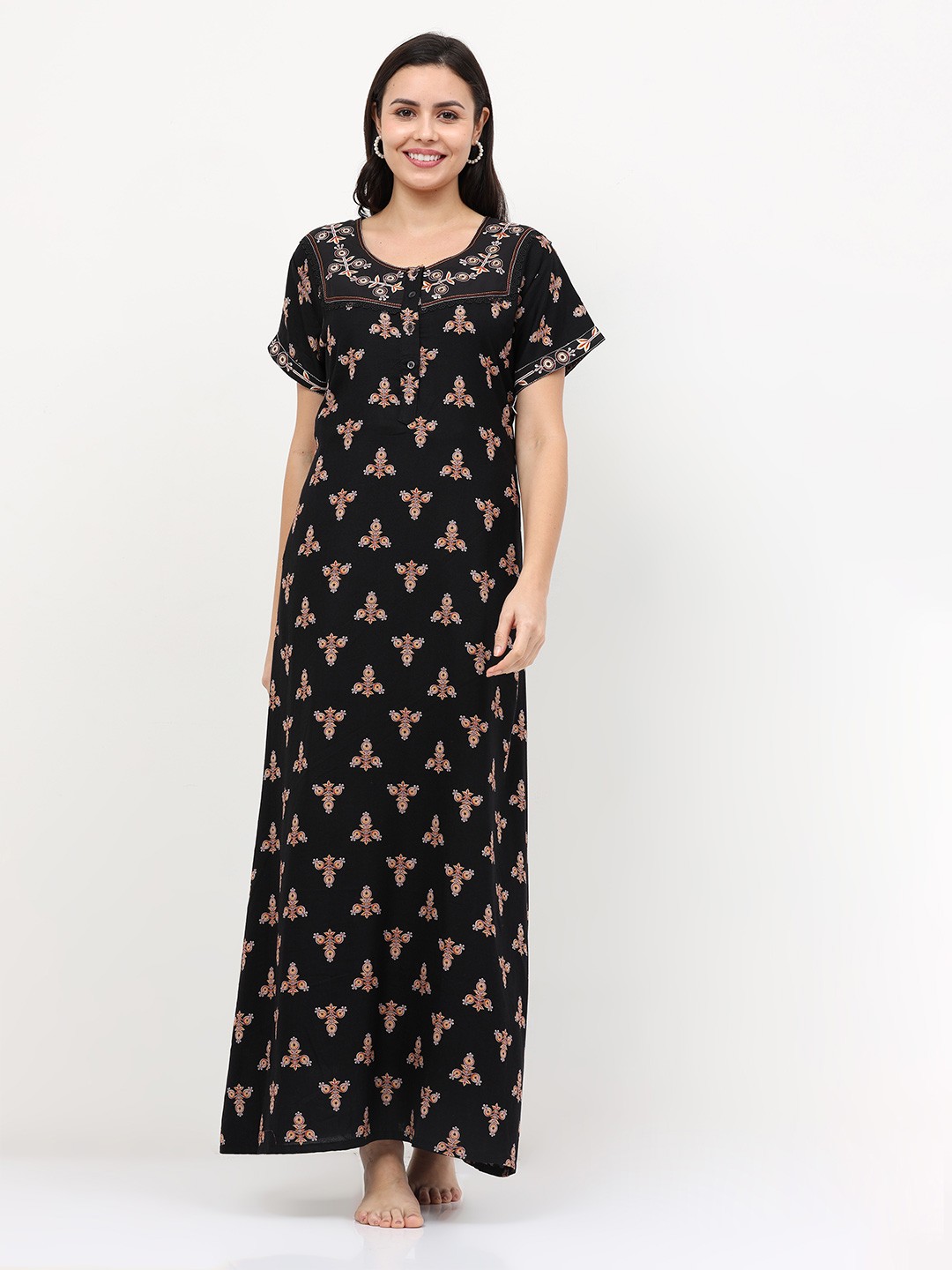

9shines Label Women Black Printed Maxi Nightdress