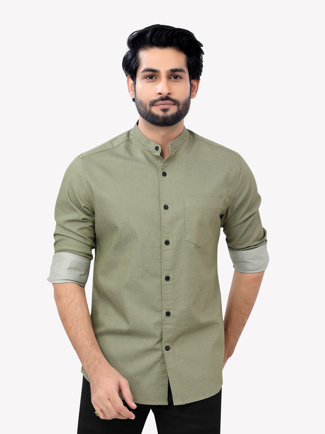 

VASTRADO Men Olive Green Casual Shirt