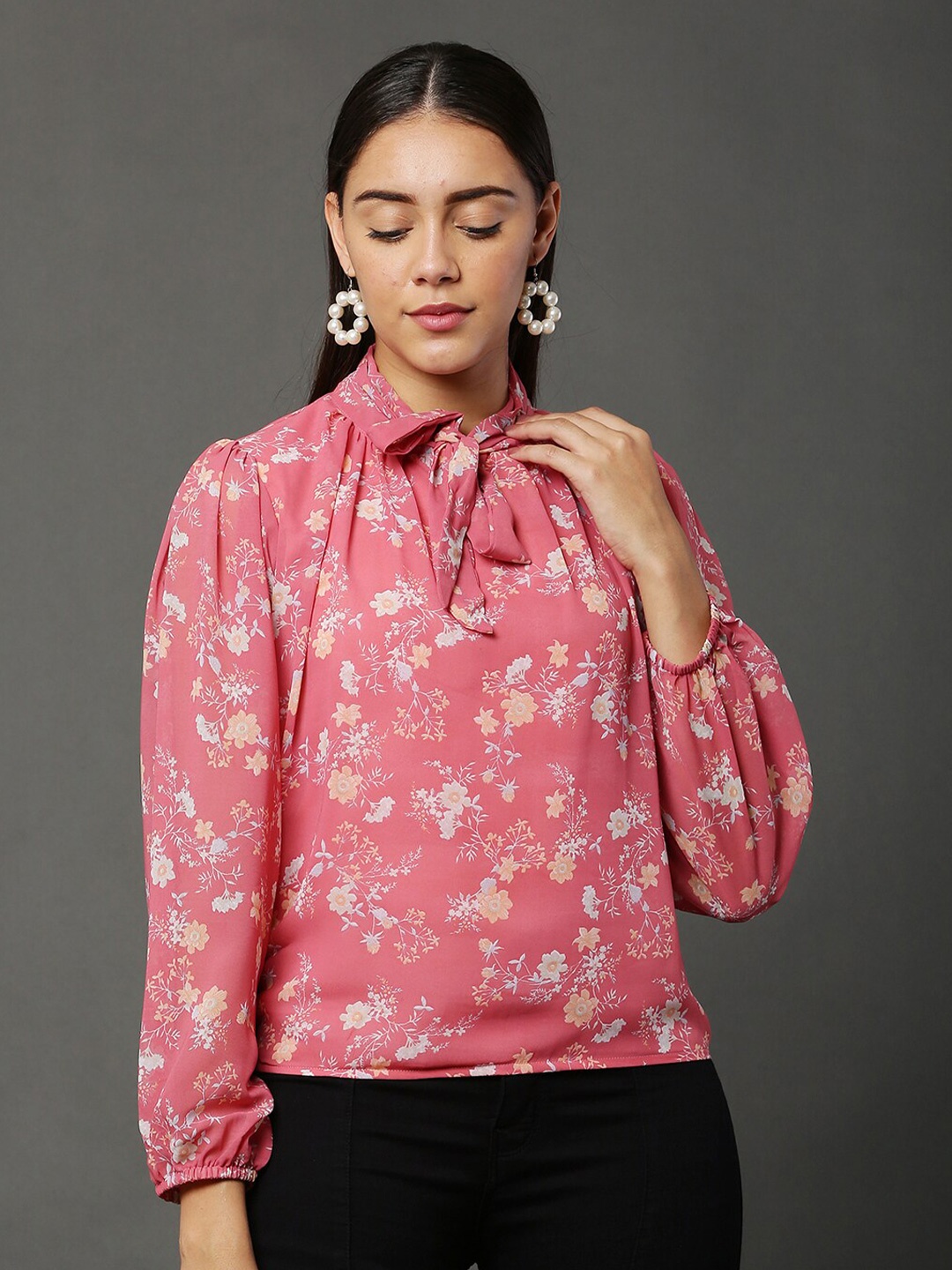 

WinEra Pink Floral Printed Tie-Up Neck Georgette Top