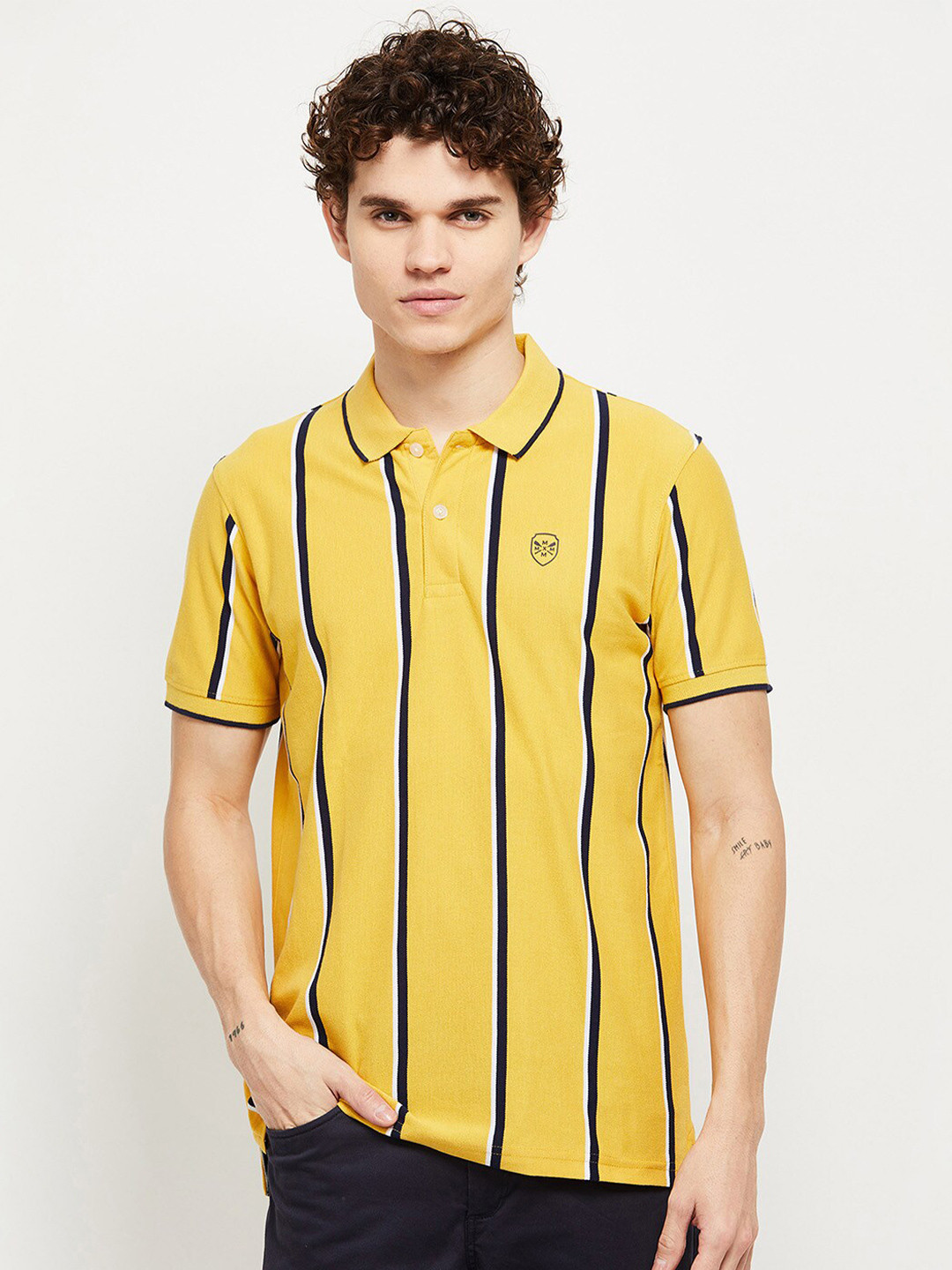 

max Men Yellow Striped Polo Collar T-shirt