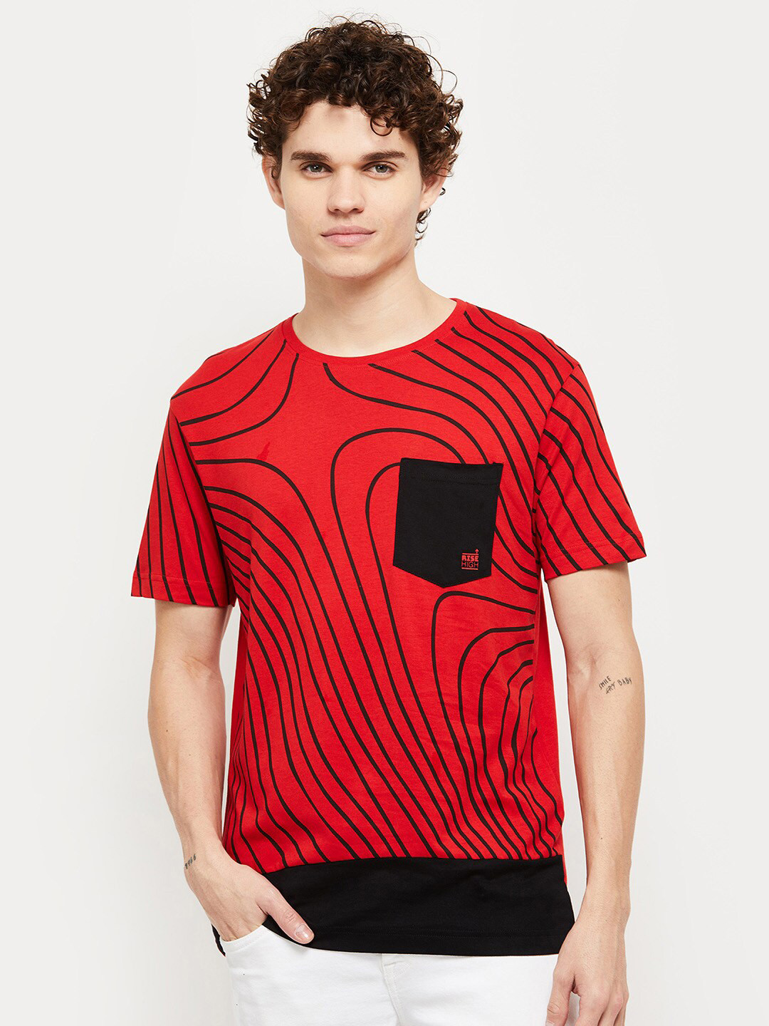 

max Men Red Printed Cotton T-shirt