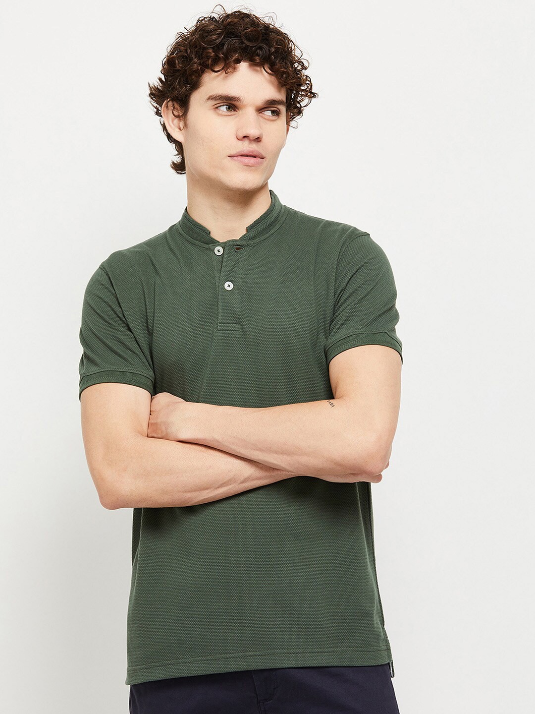 

max Men Olive Green Mandarin Collar T-shirt