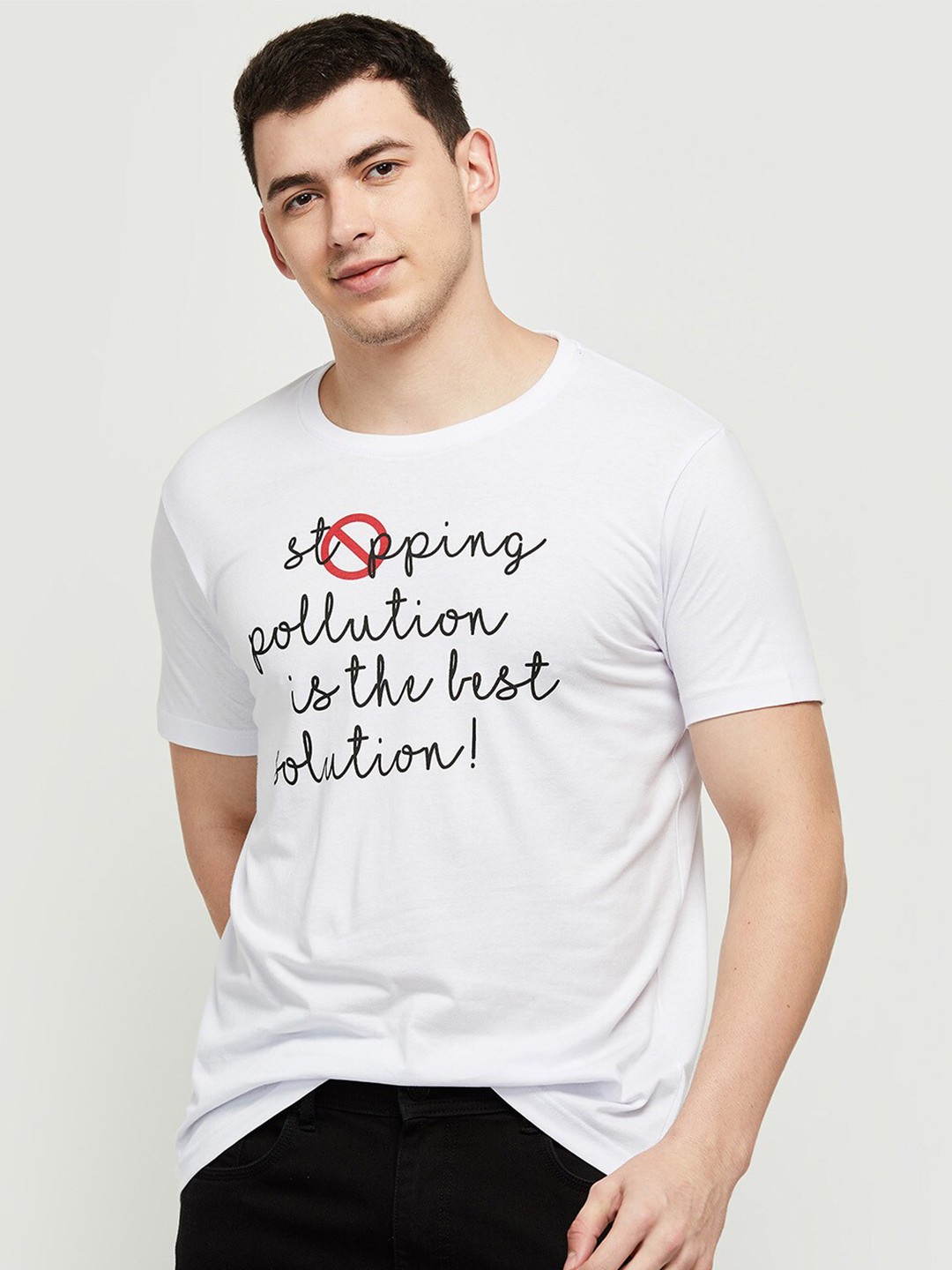 

max Men White Typography Printed T-shirt