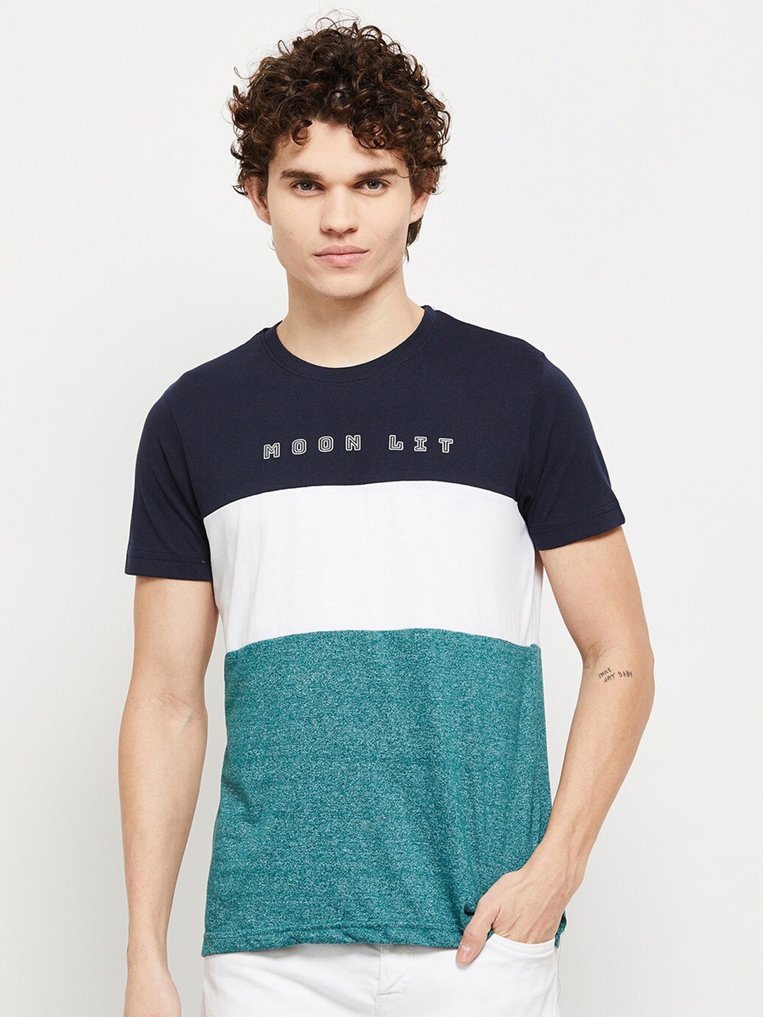 max Men Turquoise Blue & White Colourblocked Cotton T-shirt