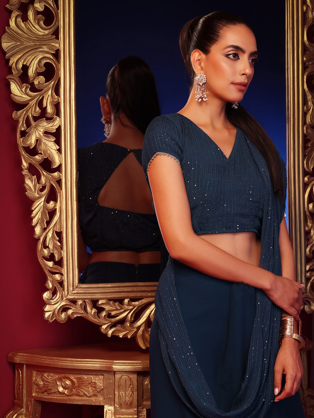 

Rang by Indya X ASHISH SONI Women Navy Blue Sequin Embroidered Crop Top