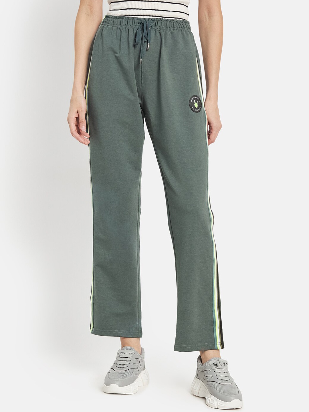 

METTLE Women Olive-Green Solid Track Pants