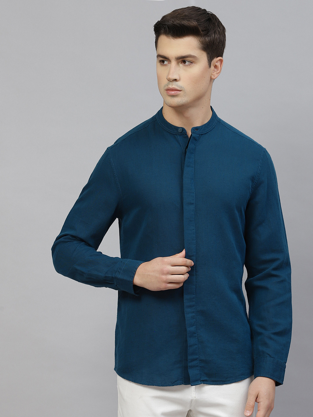 

Marks & Spencer Men Teal Blue Easy Iron Solid Linen Cotton Relaxed Fit Shirt