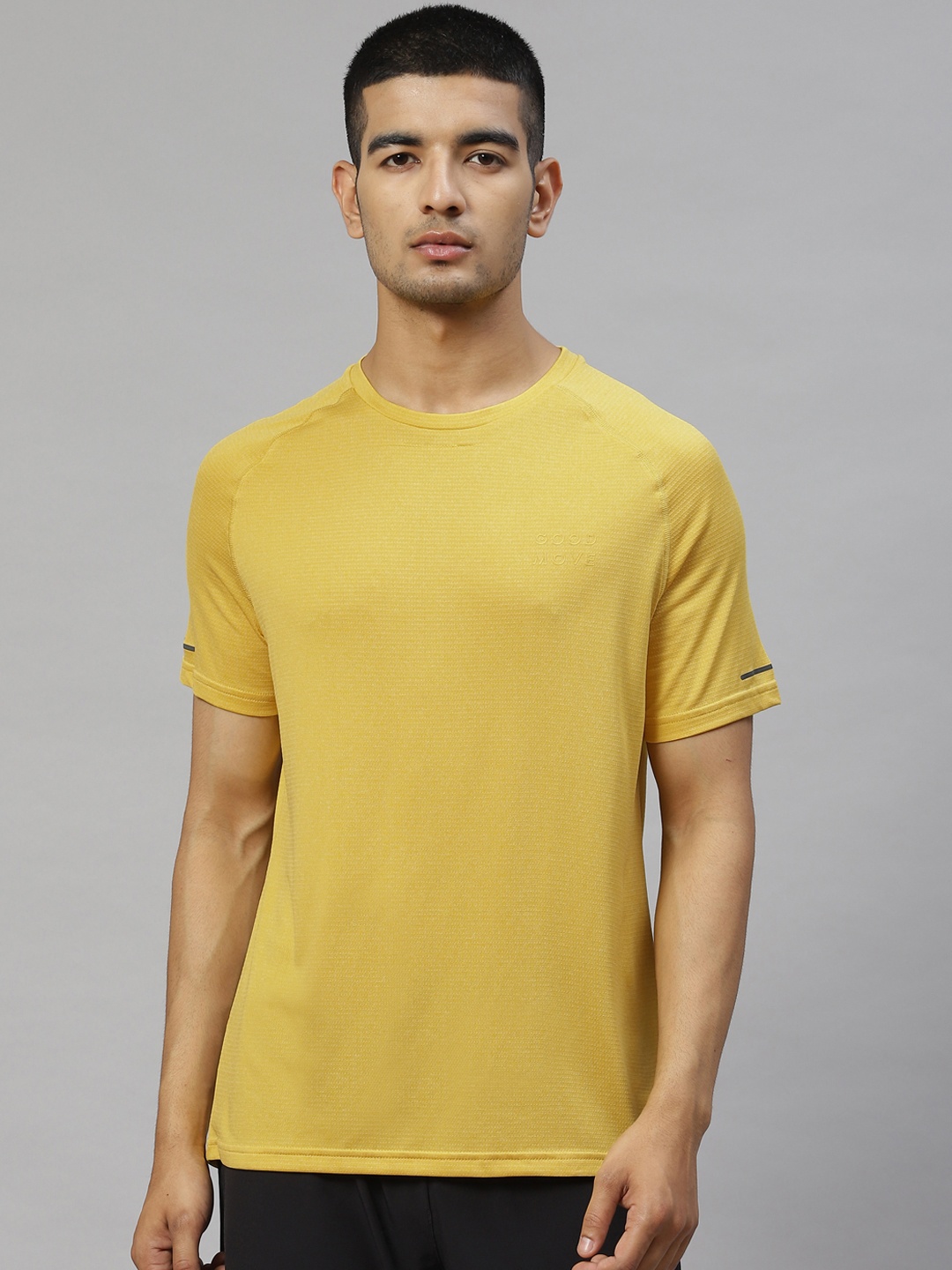 

Marks & Spencer Men Yellow Self-Design Slim Fit Raglan Sleeves Training T-shirt