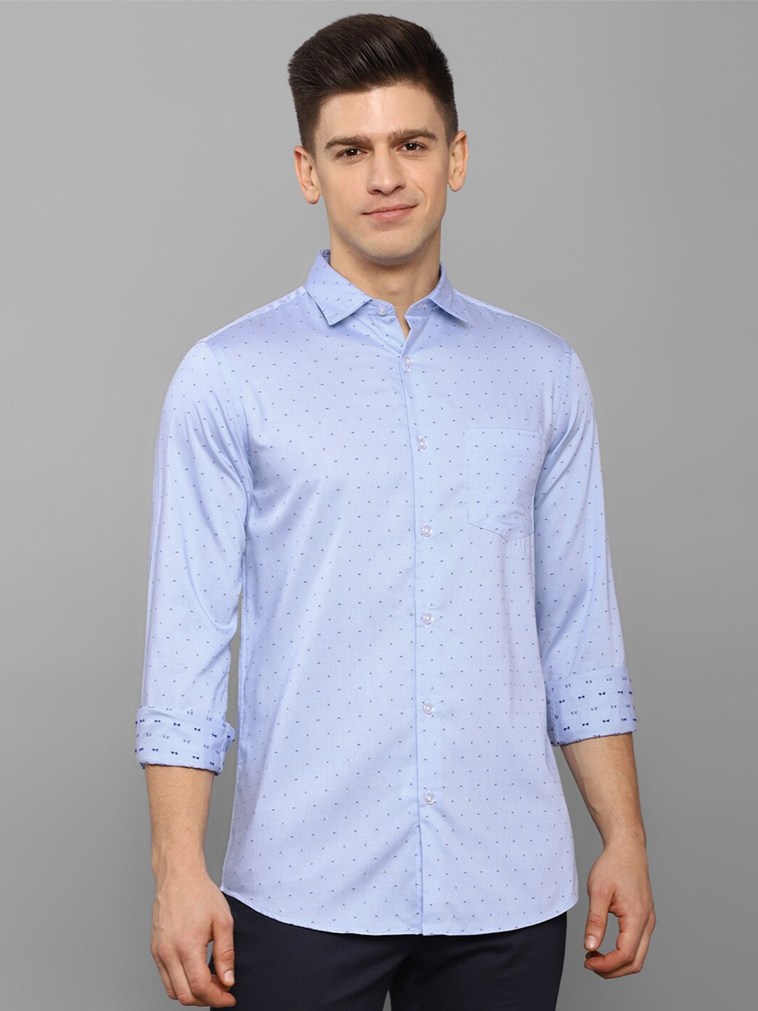 

Allen Solly Men Blue Slim Fit Printed Casual Shirt