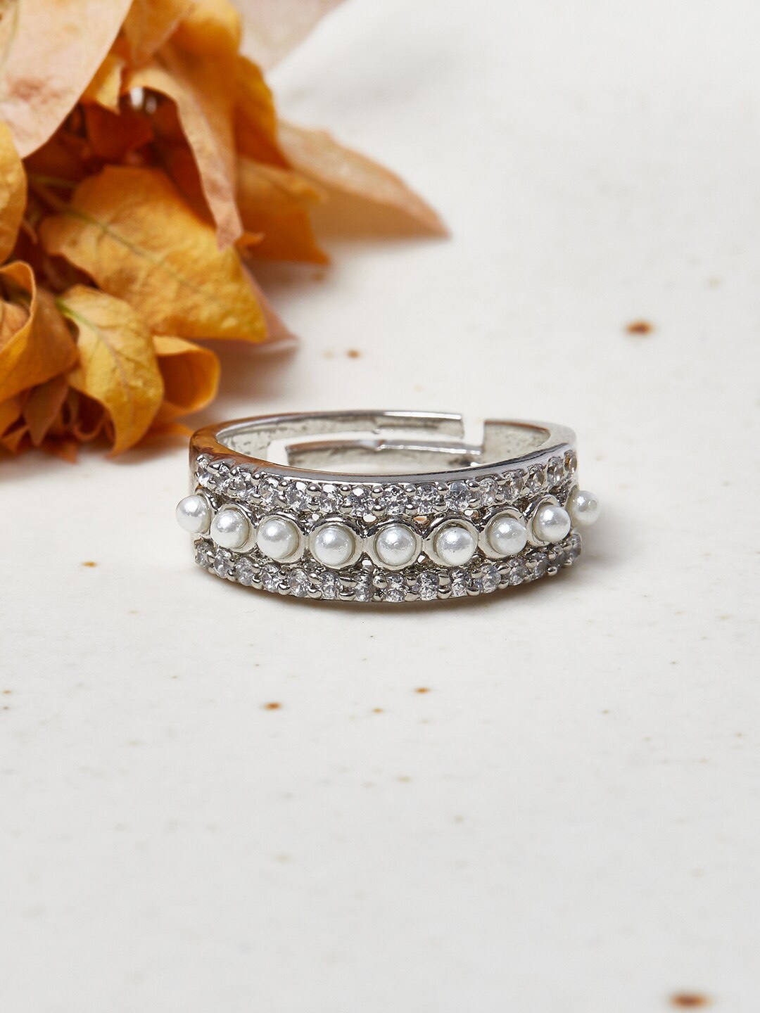 

Voylla Silver-Plated White CZ Studded Finger Ring