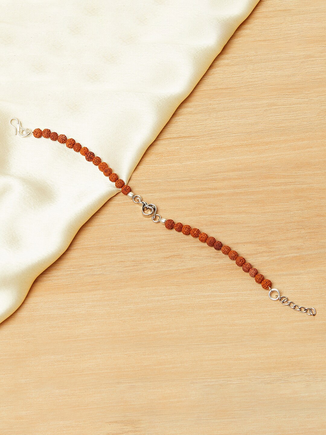 

Dare by Voylla Men Silver Bracelet