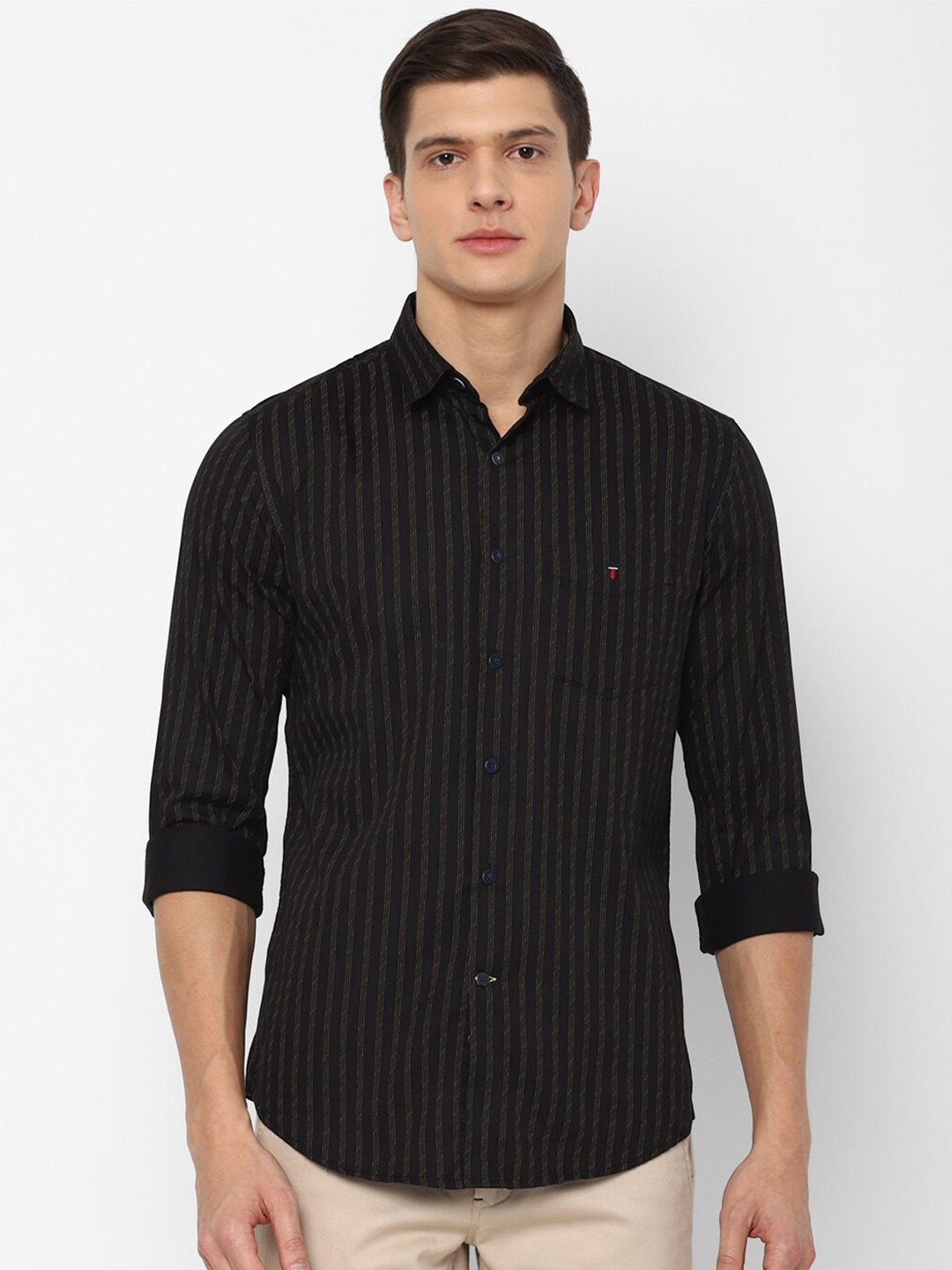 

Louis Philippe Sport Men Black Slim Fit Striped Casual Shirt