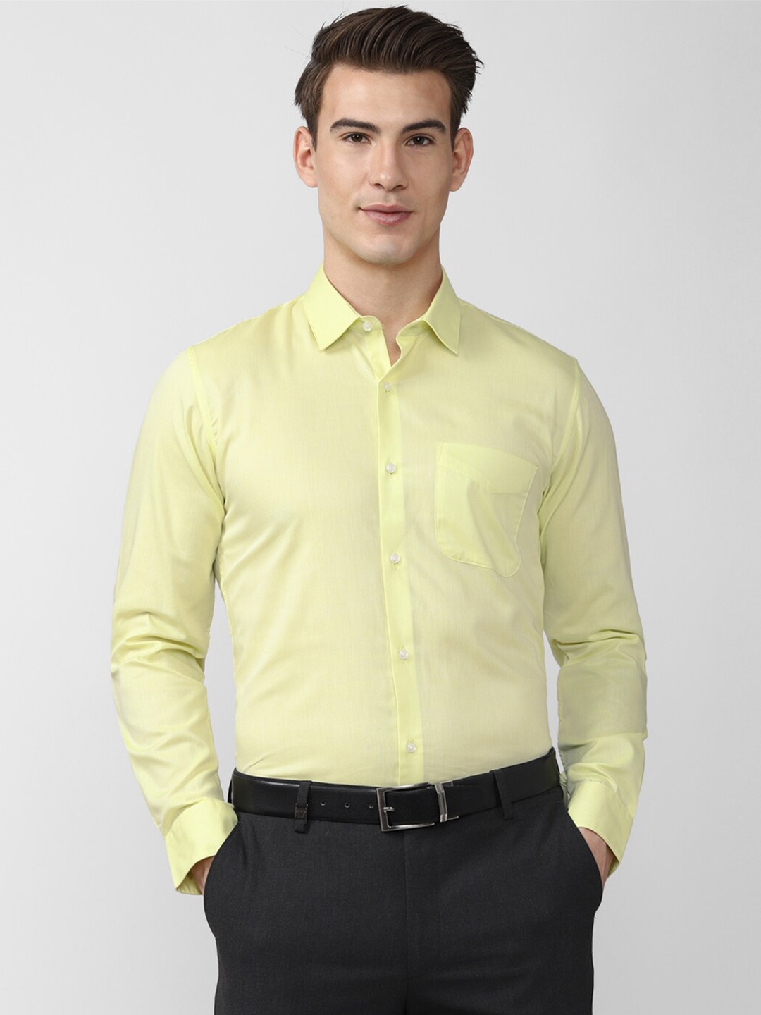 

Peter England Men Yellow Slim Fit Formal Shirt