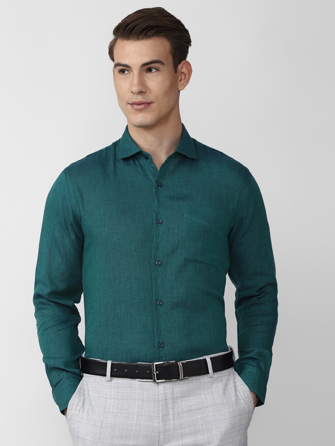

Peter England Elite Men Green Slim Fit Formal Shirt