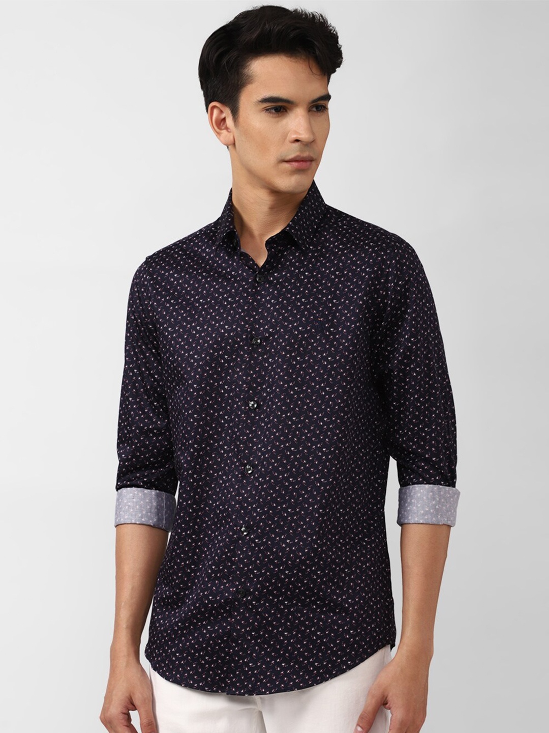 

SIMON CARTER LONDON Men Black Slim Fit Printed Casual Shirt