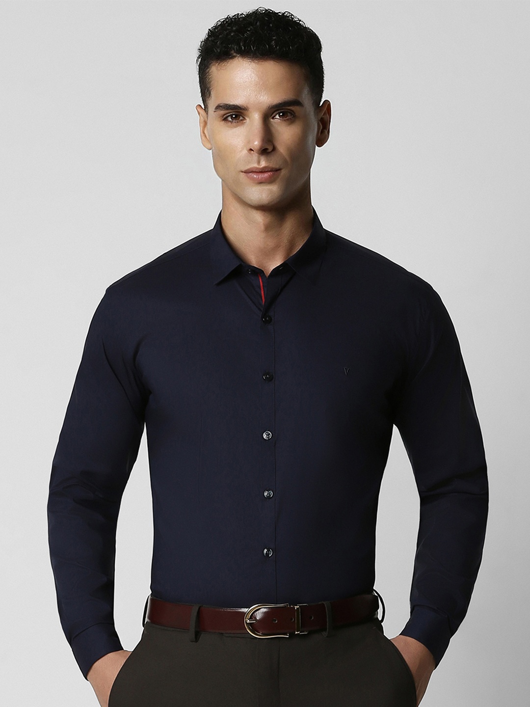 

V Dot Men Navy Blue Slim Fit Casual Shirt